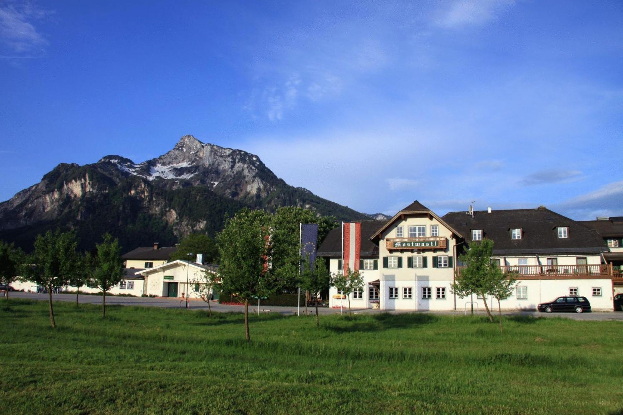 Hotel Gasthof Mostwastl Salzburg Buitenkant foto